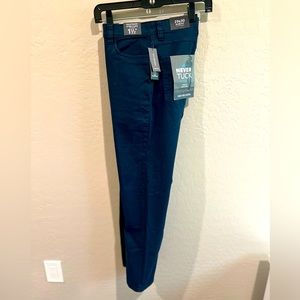 Van Heussen Men’s Chinos, Navy Blue, Size 29X30 Slim fit, flat front.